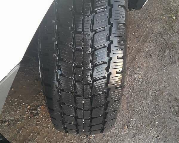 Белый Мерседес Sprinter, объемом двигателя 1.95 л и пробегом 214 тыс. км за 24900 $, фото 72 на Automoto.ua