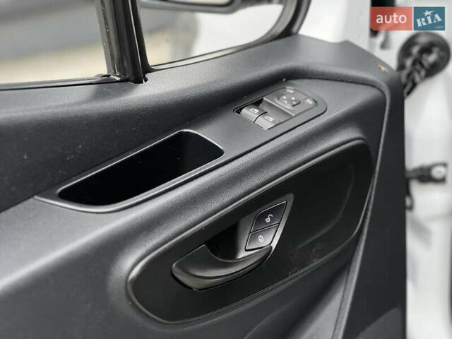 Білий Мерседес Sprinter, об'ємом двигуна 2.2 л та пробігом 249 тис. км за 23900 $, фото 101 на Automoto.ua