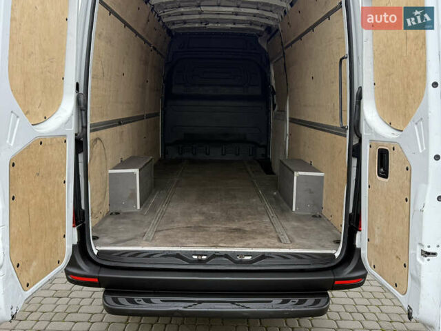 Белый Мерседес Sprinter, объемом двигателя 2.2 л и пробегом 268 тыс. км за 23800 $, фото 18 на Automoto.ua