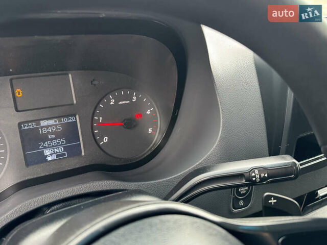 Белый Мерседес Sprinter, объемом двигателя 2.14 л и пробегом 256 тыс. км за 26900 $, фото 24 на Automoto.ua