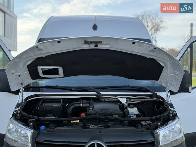 Белый Мерседес Sprinter, объемом двигателя 2.2 л и пробегом 233 тыс. км за 24900 $, фото 30 на Automoto.ua