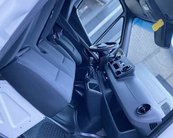 Білий Мерседес Sprinter, об'ємом двигуна 2.3 л та пробігом 140 тис. км за 23400 $, фото 33 на Automoto.ua