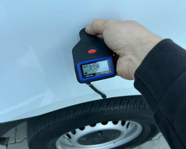 Белый Мерседес Sprinter, объемом двигателя 2.2 л и пробегом 203 тыс. км за 23800 $, фото 204 на Automoto.ua