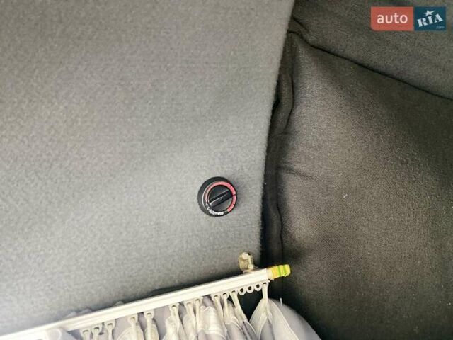 Белый Мерседес Sprinter, объемом двигателя 2.2 л и пробегом 193 тыс. км за 22400 $, фото 47 на Automoto.ua