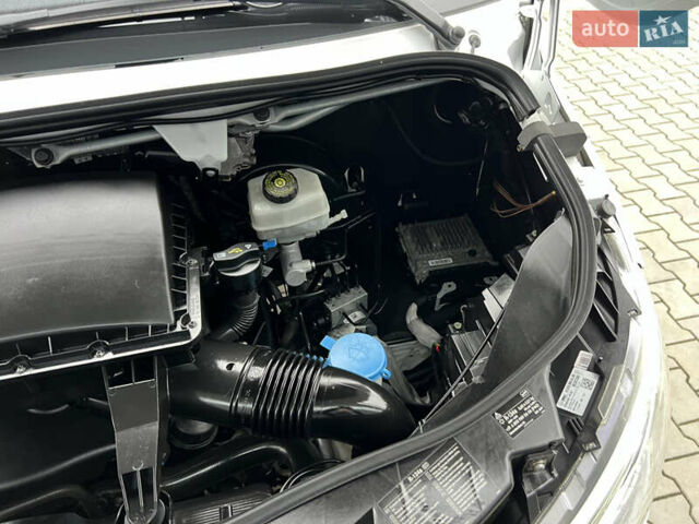 Білий Мерседес Sprinter, об'ємом двигуна 2.2 л та пробігом 249 тис. км за 23900 $, фото 153 на Automoto.ua