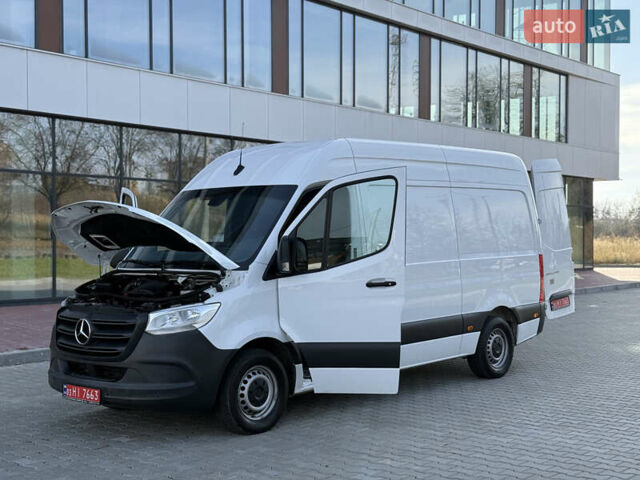 Белый Мерседес Sprinter, объемом двигателя 2.2 л и пробегом 233 тыс. км за 24900 $, фото 34 на Automoto.ua