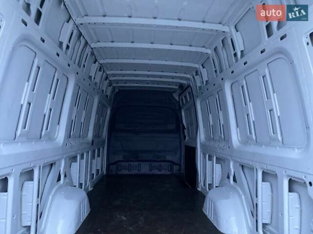 Білий Мерседес Sprinter, об'ємом двигуна 2.3 л та пробігом 140 тис. км за 23400 $, фото 35 на Automoto.ua