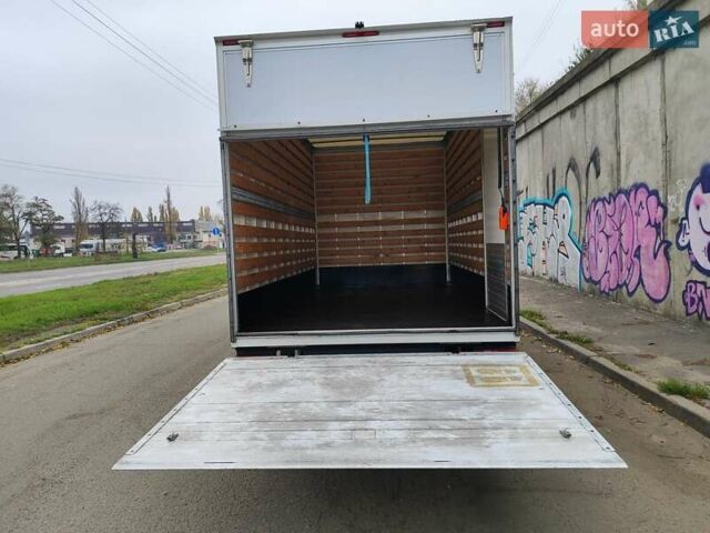 Белый Мерседес Sprinter, объемом двигателя 2.2 л и пробегом 246 тыс. км за 25700 $, фото 12 на Automoto.ua