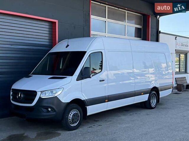 Білий Мерседес Sprinter, об'ємом двигуна 2.2 л та пробігом 322 тис. км за 46282 $, фото 1 на Automoto.ua
