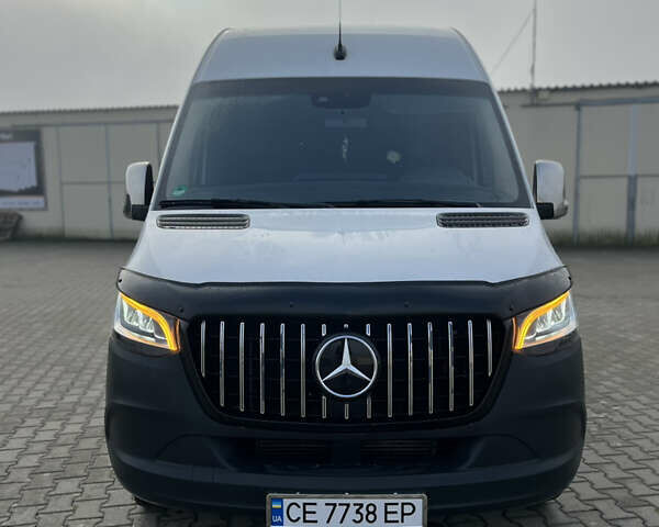 Білий Мерседес Sprinter, об'ємом двигуна 2.99 л та пробігом 386 тис. км за 44440 $, фото 1 на Automoto.ua