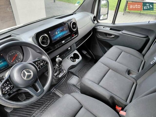Белый Мерседес Sprinter, объемом двигателя 3 л и пробегом 365 тыс. км за 32000 $, фото 10 на Automoto.ua