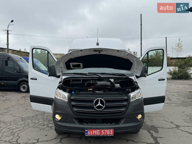 Белый Мерседес Sprinter, объемом двигателя 2.14 л и пробегом 256 тыс. км за 26900 $, фото 54 на Automoto.ua