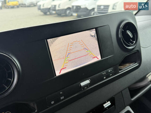 Белый Мерседес Sprinter, объемом двигателя 2.2 л и пробегом 268 тыс. км за 23800 $, фото 12 на Automoto.ua