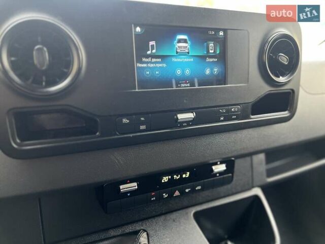 Білий Мерседес Sprinter, об'ємом двигуна 2.14 л та пробігом 170 тис. км за 21399 $, фото 13 на Automoto.ua