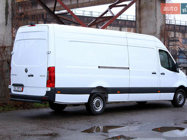 Белый Мерседес Sprinter, объемом двигателя 2.2 л и пробегом 314 тыс. км за 24900 $, фото 11 на Automoto.ua