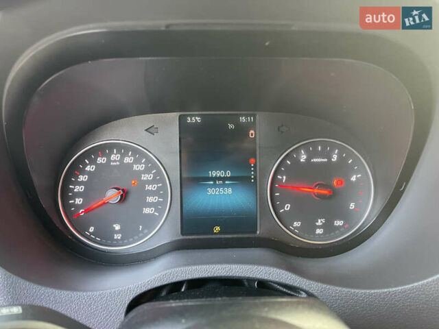 Білий Мерседес Sprinter, об'ємом двигуна 2.2 л та пробігом 302 тис. км за 26500 $, фото 17 на Automoto.ua