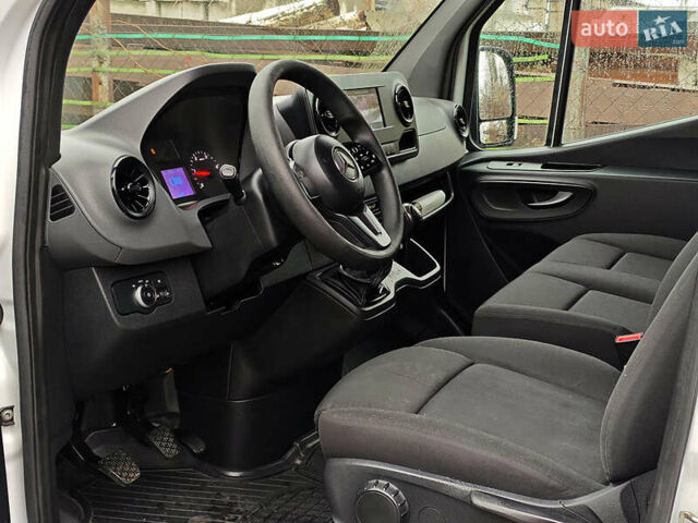 Белый Мерседес Sprinter, объемом двигателя 2.2 л и пробегом 314 тыс. км за 24900 $, фото 14 на Automoto.ua