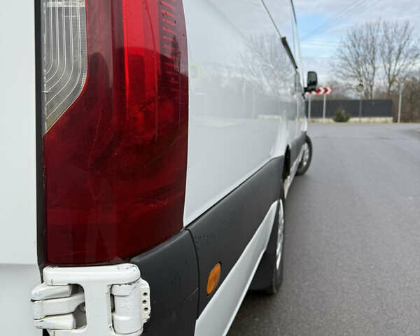 Білий Мерседес Sprinter, об'ємом двигуна 0 л та пробігом 400 тис. км за 26500 $, фото 9 на Automoto.ua