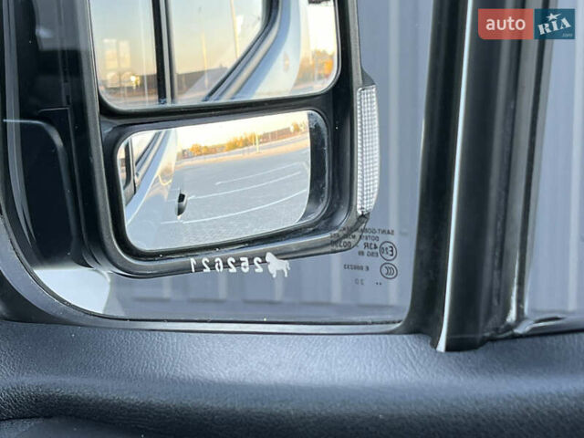 Белый Мерседес Sprinter, объемом двигателя 2.2 л и пробегом 203 тыс. км за 23800 $, фото 140 на Automoto.ua