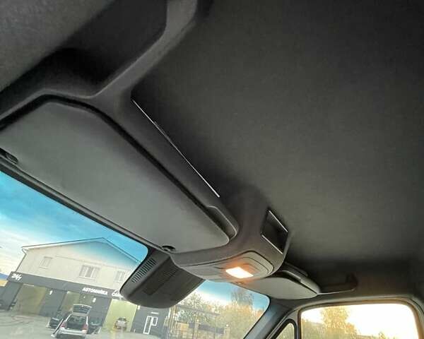 Белый Мерседес Sprinter, объемом двигателя 2.1 л и пробегом 611 тыс. км за 22800 $, фото 6 на Automoto.ua