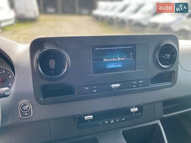 Белый Мерседес Sprinter, объемом двигателя 2.2 л и пробегом 198 тыс. км за 27999 $, фото 48 на Automoto.ua