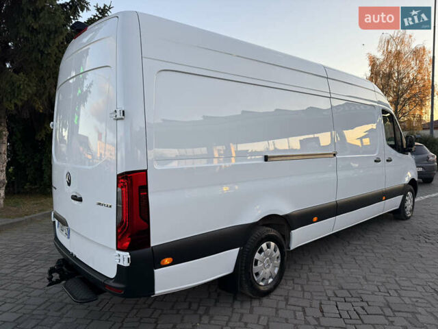 Білий Мерседес Sprinter, об'ємом двигуна 3 л та пробігом 260 тис. км за 34800 $, фото 15 на Automoto.ua
