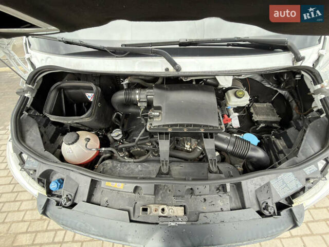 Білий Мерседес Sprinter, об'ємом двигуна 2.99 л та пробігом 274 тис. км за 35500 $, фото 29 на Automoto.ua