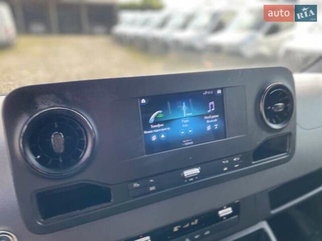 Белый Мерседес Sprinter, объемом двигателя 2.2 л и пробегом 198 тыс. км за 27999 $, фото 53 на Automoto.ua