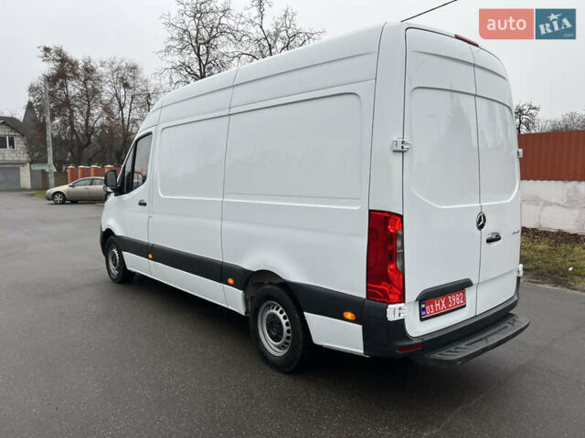 Белый Мерседес Sprinter, объемом двигателя 2.2 л и пробегом 250 тыс. км за 21555 $, фото 6 на Automoto.ua