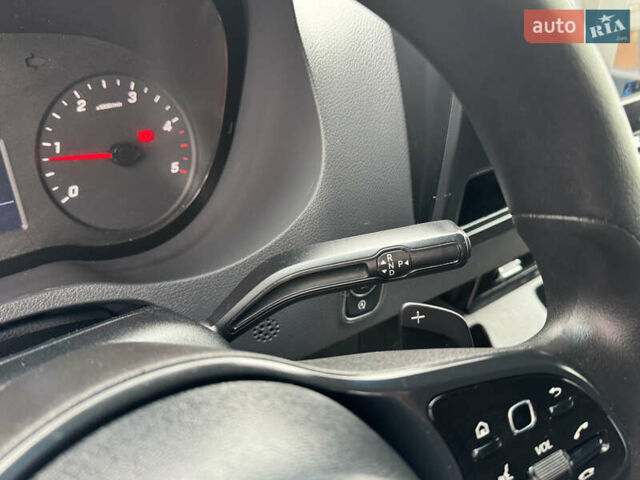 Белый Мерседес Sprinter, объемом двигателя 2.14 л и пробегом 256 тыс. км за 26900 $, фото 23 на Automoto.ua