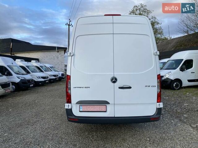 Белый Мерседес Sprinter, объемом двигателя 2.2 л и пробегом 150 тыс. км за 23370 $, фото 15 на Automoto.ua