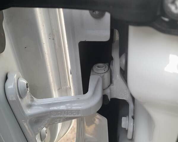 Белый Мерседес Sprinter, объемом двигателя 1.95 л и пробегом 214 тыс. км за 24900 $, фото 57 на Automoto.ua