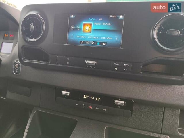 Белый Мерседес Sprinter, объемом двигателя 2.2 л и пробегом 246 тыс. км за 25700 $, фото 24 на Automoto.ua