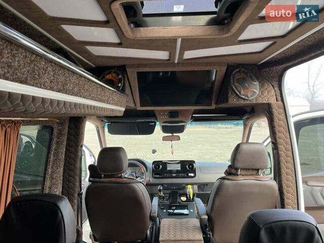 Білий Мерседес Sprinter, об'ємом двигуна 2.99 л та пробігом 386 тис. км за 44440 $, фото 19 на Automoto.ua