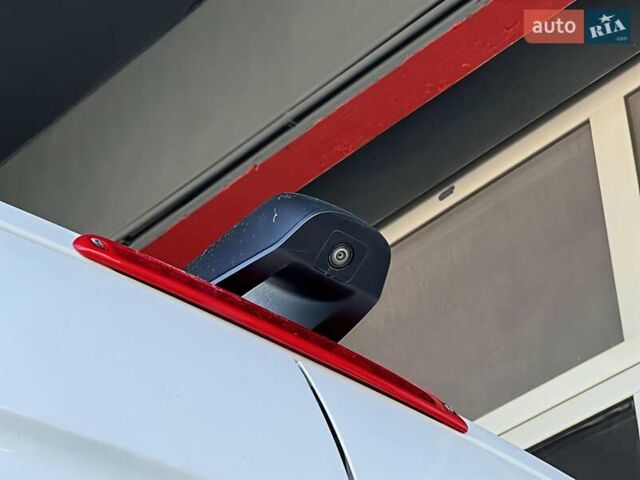 Білий Мерседес Sprinter, об'ємом двигуна 2.2 л та пробігом 322 тис. км за 46282 $, фото 5 на Automoto.ua