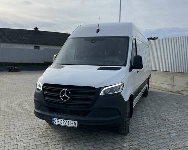 Белый Мерседес Sprinter, объемом двигателя 2.99 л и пробегом 230 тыс. км за 39900 $, фото 2 на Automoto.ua