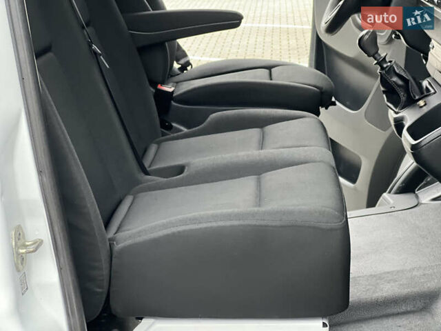 Білий Мерседес Sprinter, об'ємом двигуна 2.2 л та пробігом 249 тис. км за 23900 $, фото 128 на Automoto.ua