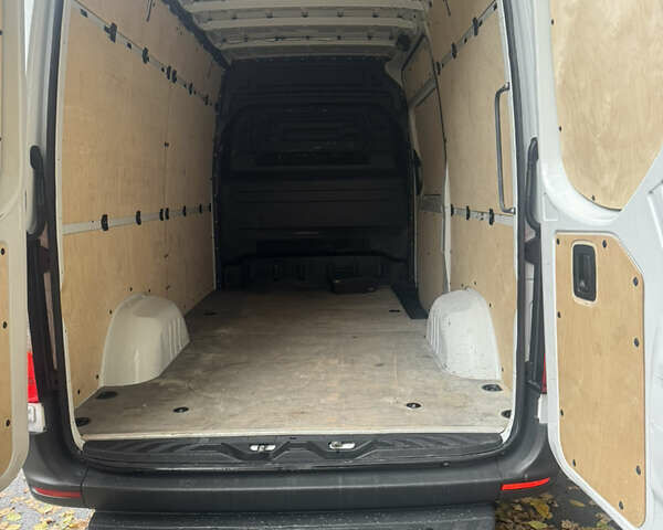 Мерседес Sprinter 2020 у Вінниці на Automoto.ua Білий Мерседес Sprinter, об'ємом двигуна 2.2 л та пробігом 126 тис. км за 27000 $, фото 6 на Automoto.ua