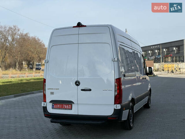 Белый Мерседес Sprinter, объемом двигателя 2.2 л и пробегом 233 тыс. км за 24900 $, фото 10 на Automoto.ua