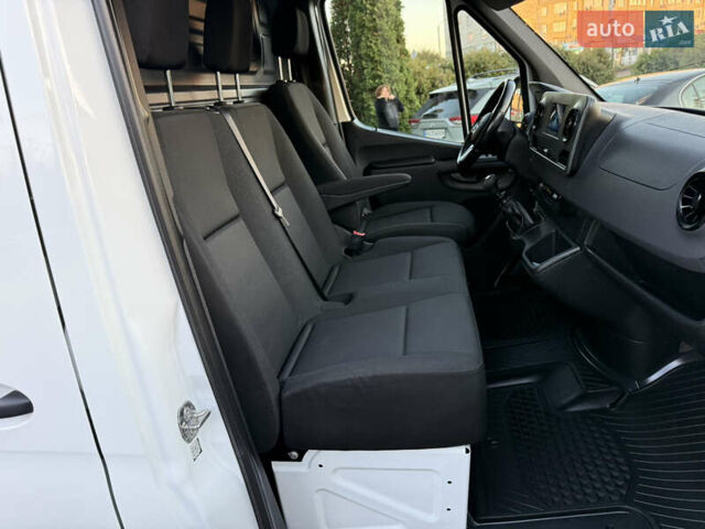 Білий Мерседес Sprinter, об'ємом двигуна 3 л та пробігом 260 тис. км за 34800 $, фото 63 на Automoto.ua