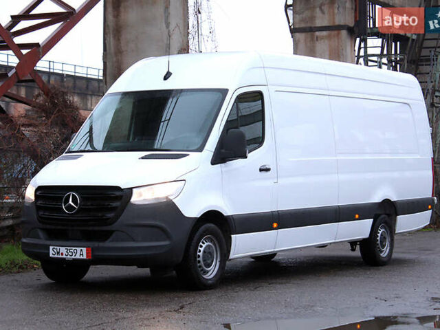 Белый Мерседес Sprinter, объемом двигателя 2.2 л и пробегом 314 тыс. км за 24900 $, фото 5 на Automoto.ua