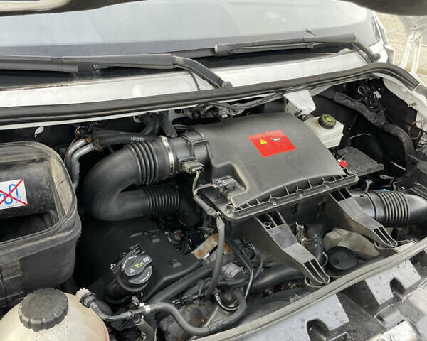 Белый Мерседес Sprinter, объемом двигателя 2.99 л и пробегом 230 тыс. км за 39900 $, фото 15 на Automoto.ua