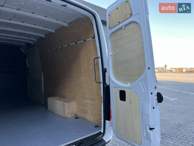 Белый Мерседес Sprinter, объемом двигателя 2.2 л и пробегом 203 тыс. км за 23800 $, фото 93 на Automoto.ua