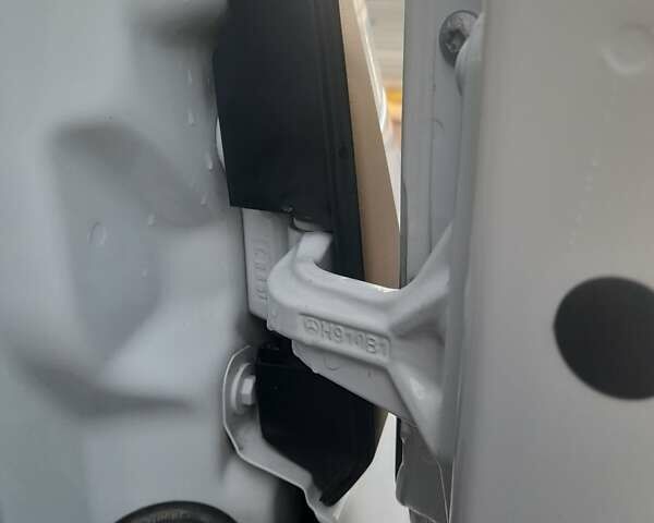 Белый Мерседес Sprinter, объемом двигателя 1.95 л и пробегом 214 тыс. км за 24900 $, фото 56 на Automoto.ua