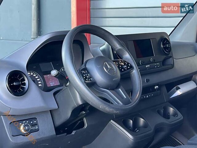 Білий Мерседес Sprinter, об'ємом двигуна 2.2 л та пробігом 322 тис. км за 46282 $, фото 9 на Automoto.ua