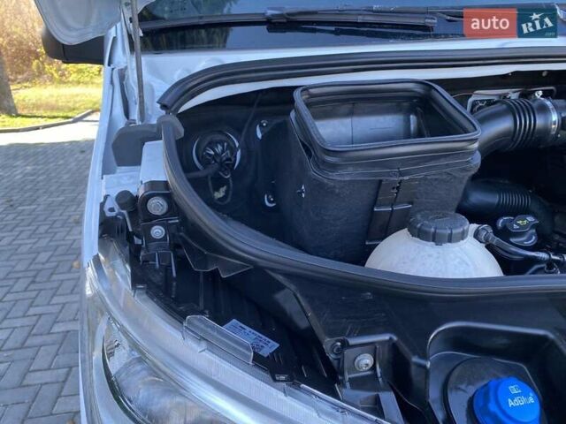 Білий Мерседес Sprinter, об'ємом двигуна 2.99 л та пробігом 173 тис. км за 33500 $, фото 45 на Automoto.ua