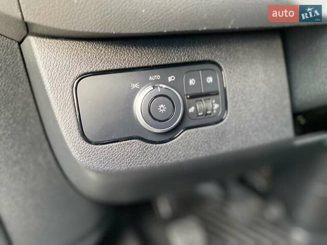 Белый Мерседес Sprinter, объемом двигателя 2.2 л и пробегом 150 тыс. км за 23370 $, фото 60 на Automoto.ua