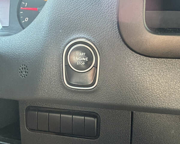 Белый Мерседес Sprinter, объемом двигателя 2.99 л и пробегом 65 тыс. км за 31800 $, фото 14 на Automoto.ua