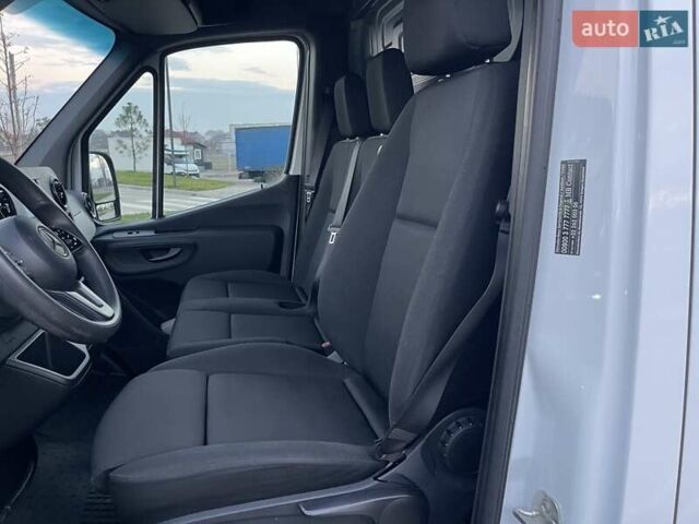Білий Мерседес Sprinter, об'ємом двигуна 2.14 л та пробігом 284 тис. км за 25800 $, фото 18 на Automoto.ua