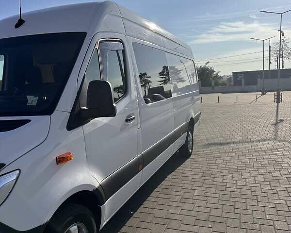 Білий Мерседес Sprinter, об'ємом двигуна 2.1 л та пробігом 204 тис. км за 29500 $, фото 3 на Automoto.ua